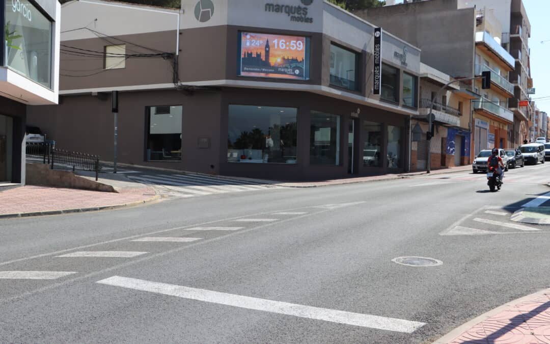 Claves para elegir la ubicación ideal de tu pantalla LED en los municipios de la Costa Blanca