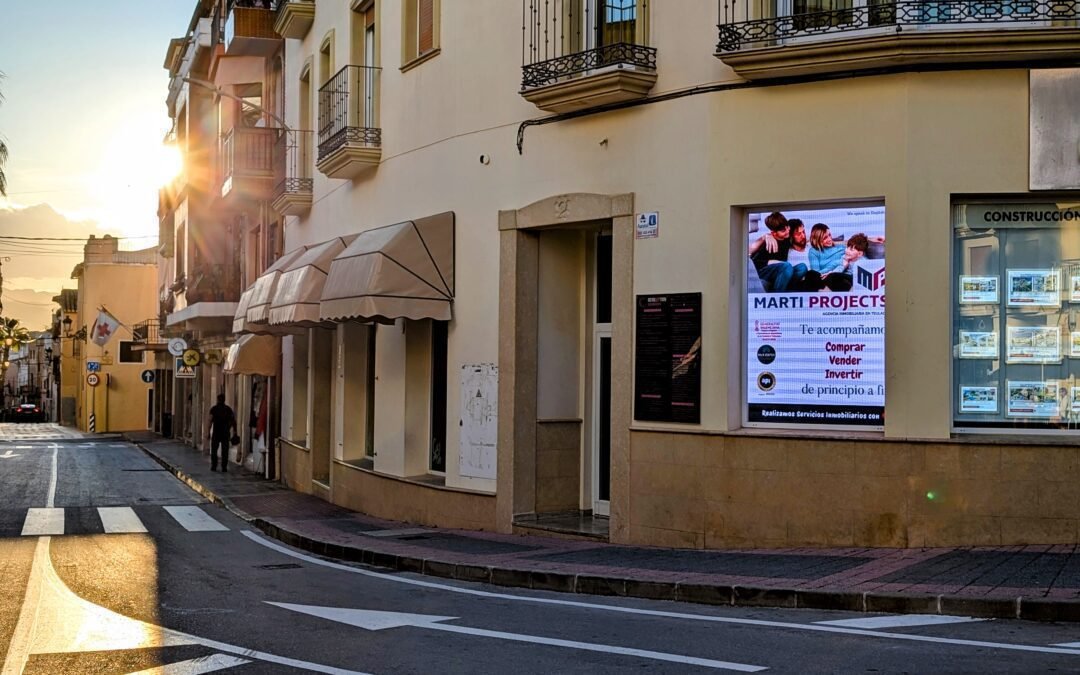 Guía de espacios publicitarios LED en la Marina Alta